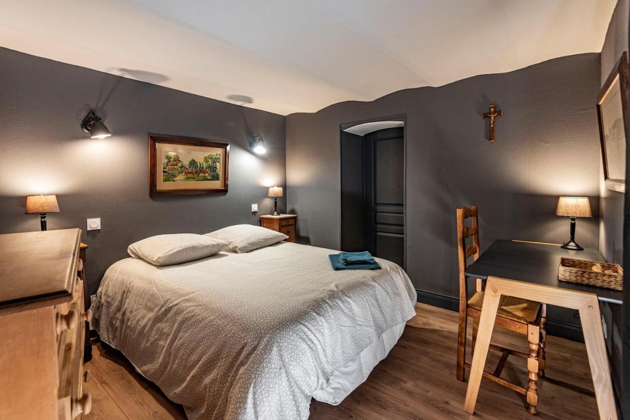Suites Du General Leclerc แร็งส์ ภายนอก รูปภาพ