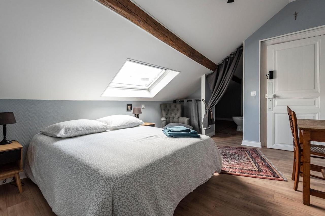 Suites Du General Leclerc แร็งส์ ภายนอก รูปภาพ